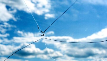 Pęknięta szyba - co zrobić?