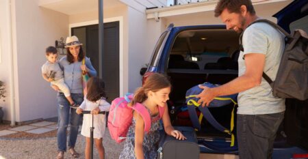 Jak zabezpieczyć dom przed wakacjami