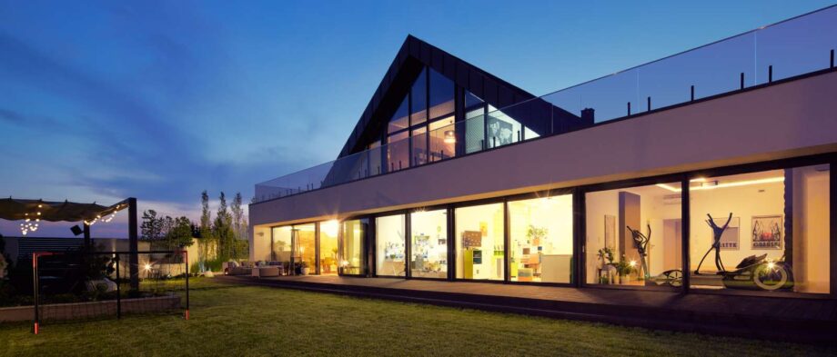 Czy duże przeszklenia są bezpieczne?