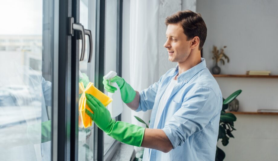 Jak umyć okna przed zimą