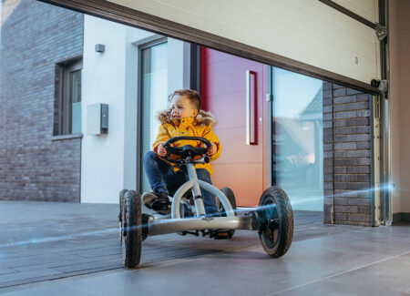 Fotokomórki w bramie garażowej