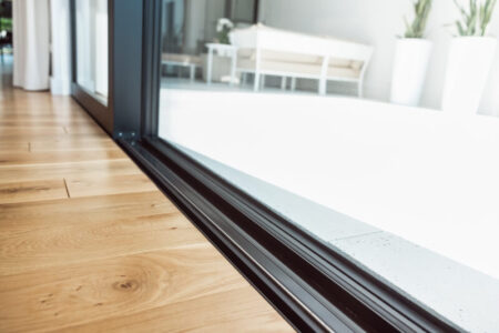 Niski próg w drzwiach tarasowych HST OKNOPLAST